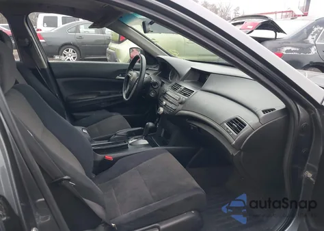 2010 Honda Accord 2.4 Lx from USA, damaged, VIN 1HGCP2F30AA068852